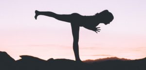 Trouver son équilibre au yoga